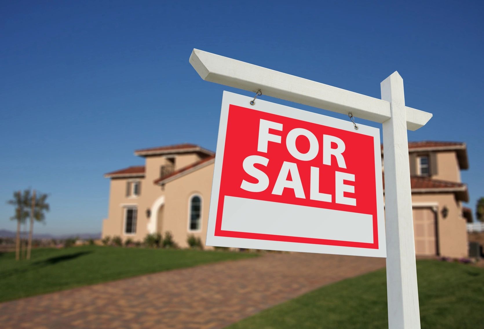 Deciding whether to sell a Naples home before buying out of state